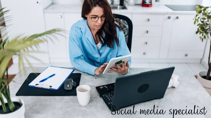 high-paying easy remote jobs social media specialist